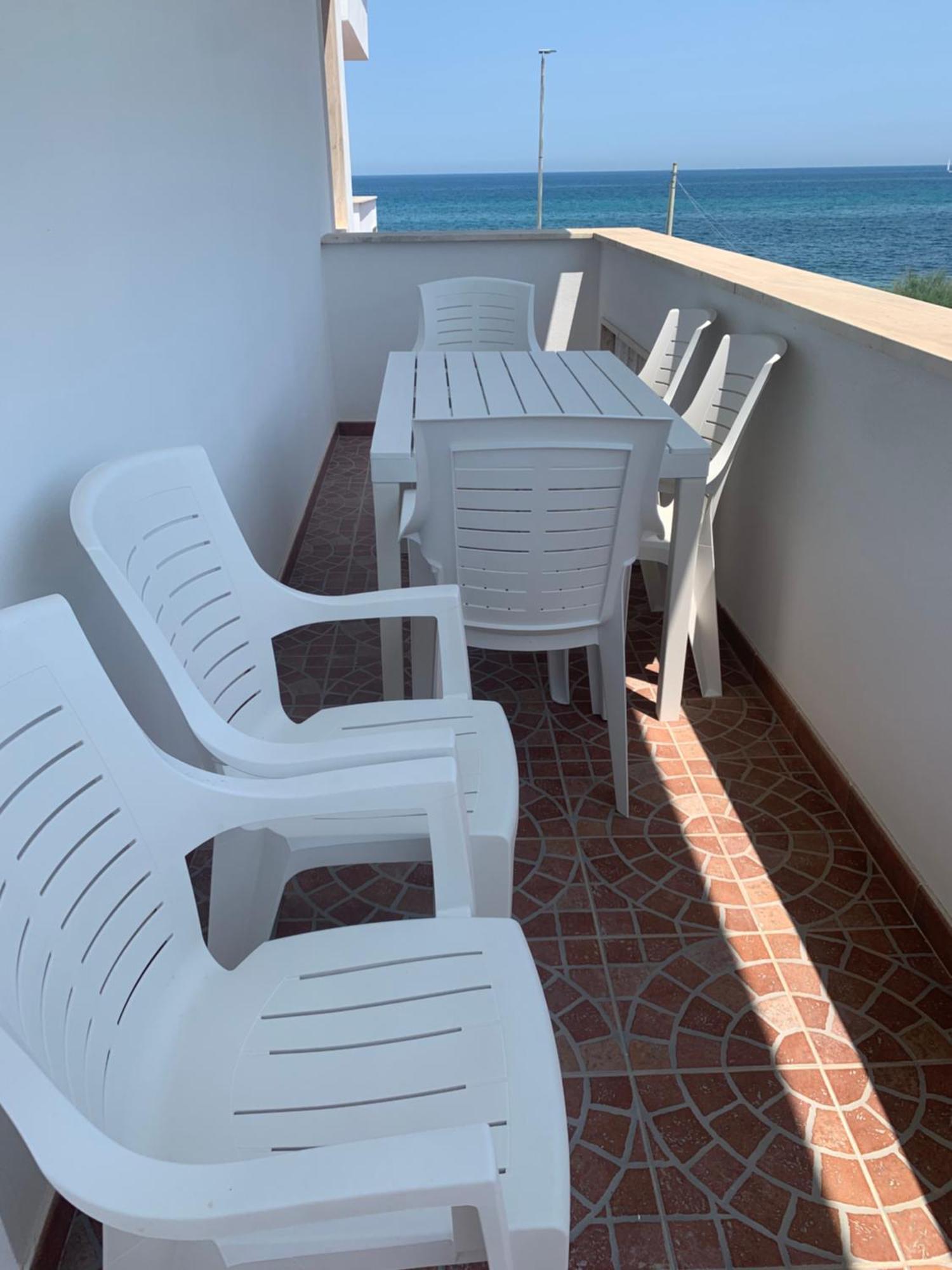 Nontiscordardime Apt Torre A Mare Exteriör bild